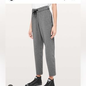Lululemon On The Fly pant